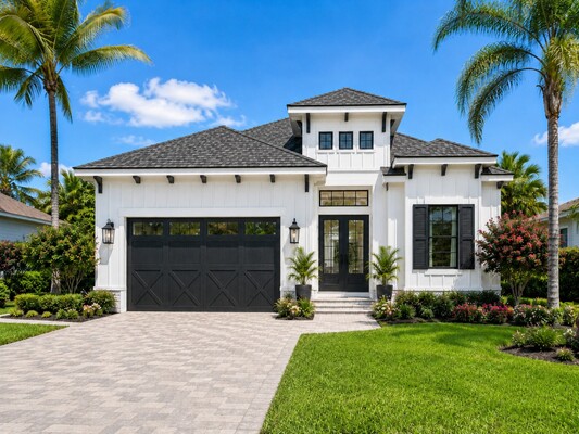 MODERN FARMHOUSE
